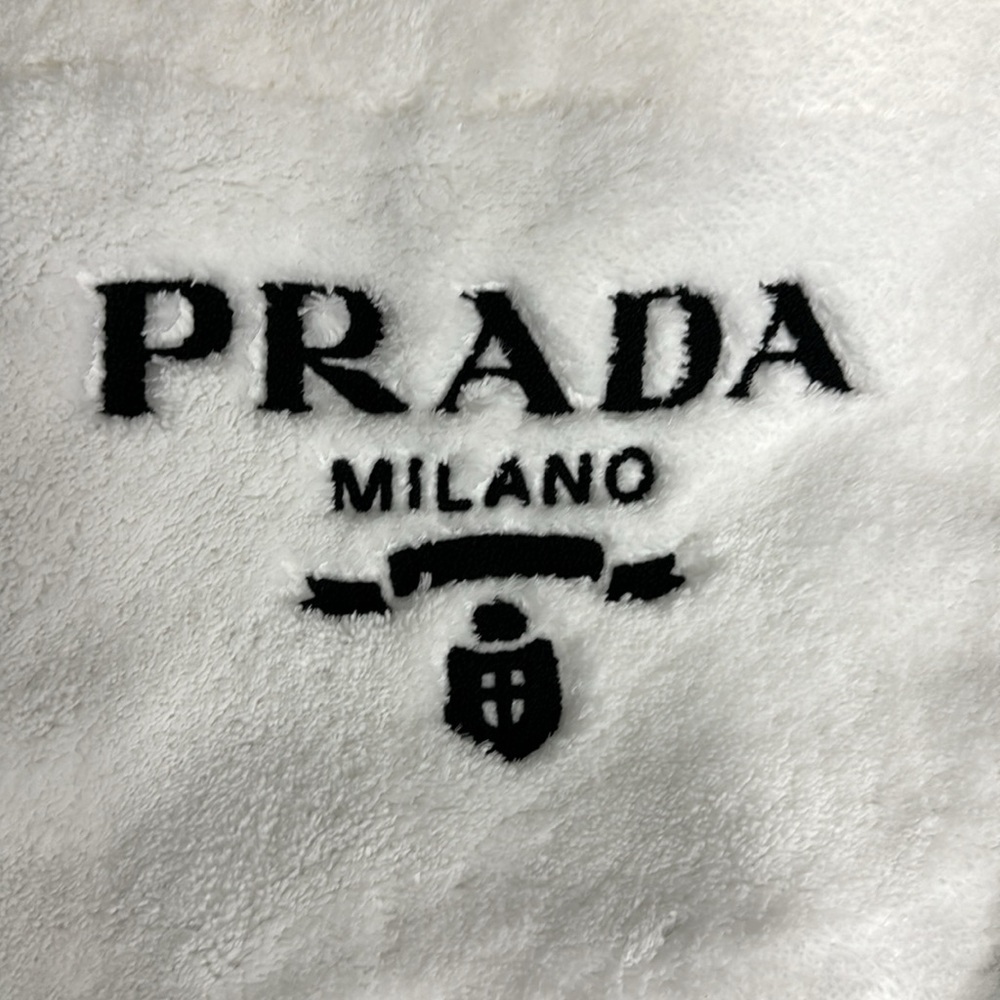 100% authentic Prada Plush terry White Tote bag beach bag with Logo - Picture 2 of 9